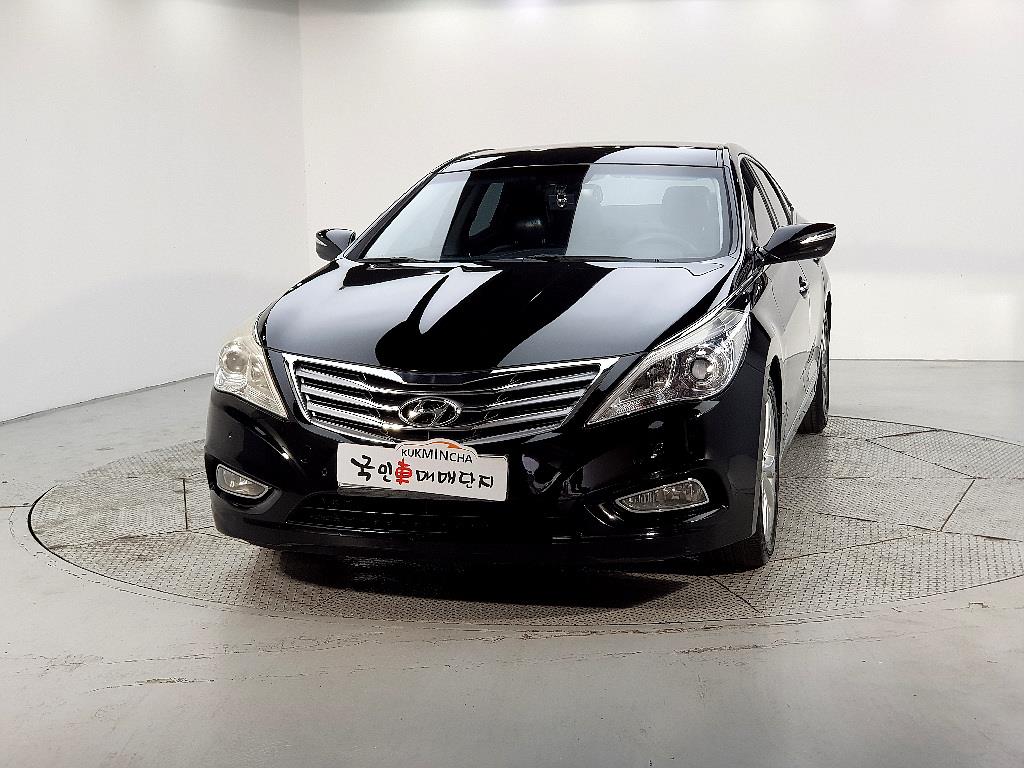 HYUNDAI Grandeur - Vista 2