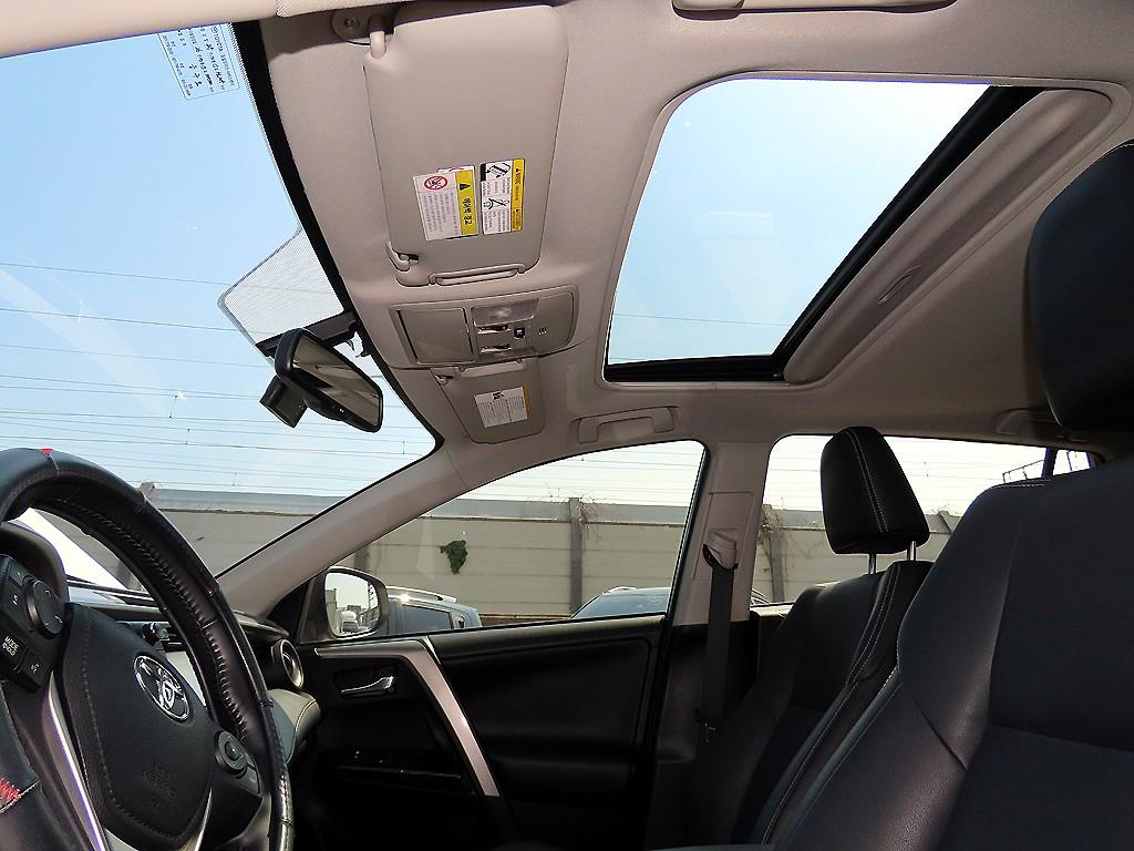 Toyota RAV4 2018 Plateado - Importación desde Corea - HF Imports Iquique - Foto 17