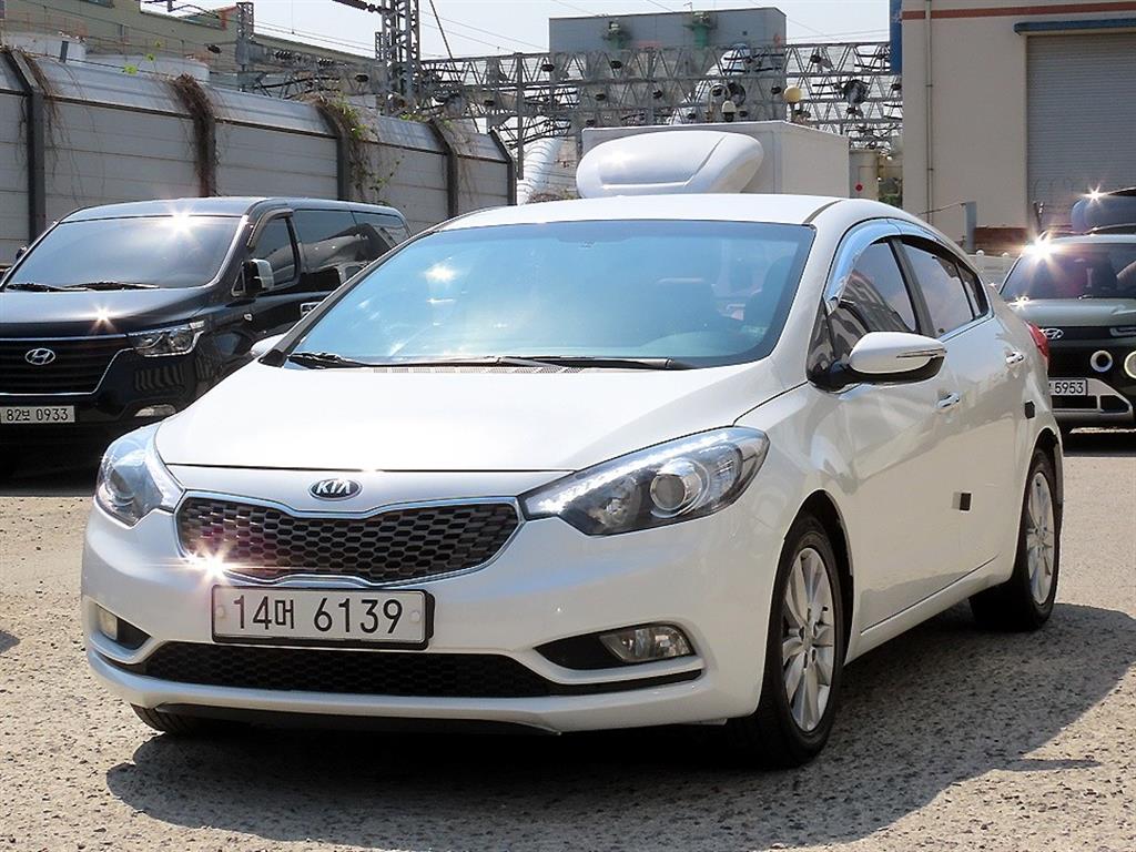 KIA K3 - Vista 2