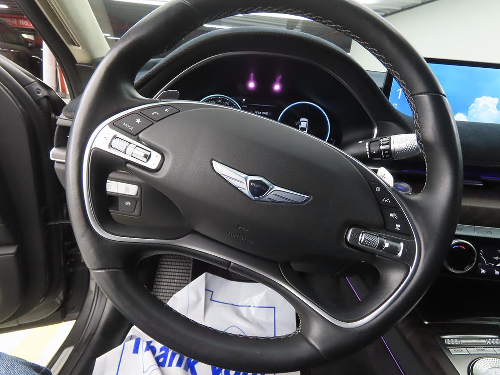Genesis G80 - Vista 8