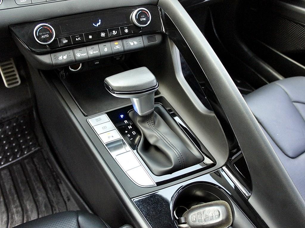 HYUNDAI Avante 2022 Blanco - Importación desde Corea - HF Imports Iquique - Foto 11