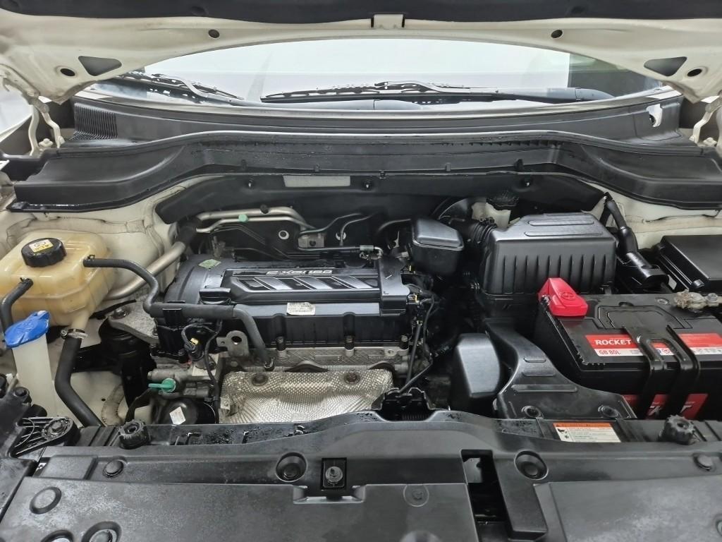 Ssangyong Tivoli - Vista 5