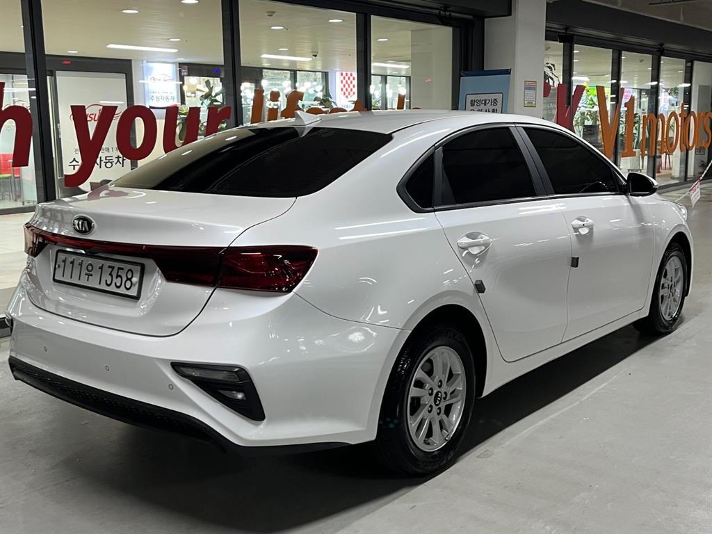 KIA K3 - Vista 4