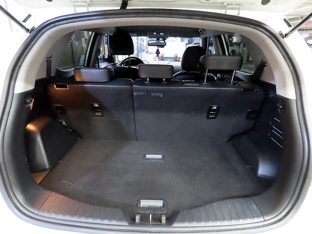 Ssangyong Tivoli 2018 Blanco - Importación desde Corea - HF Imports Iquique - Foto 18