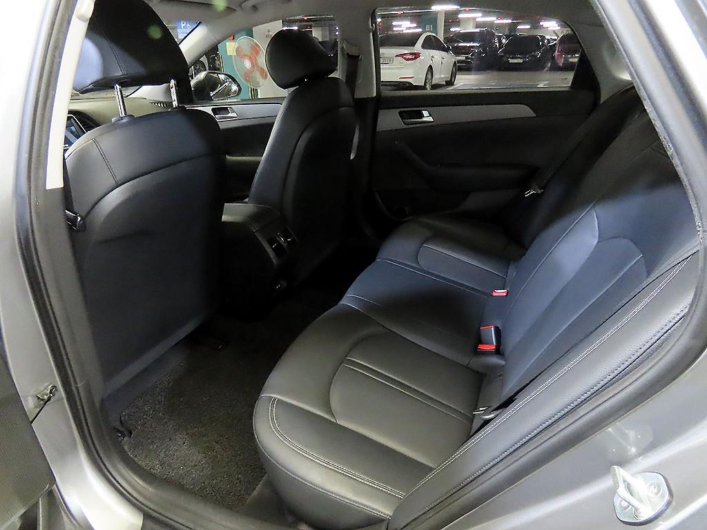 HYUNDAI Sonata - Vista 7