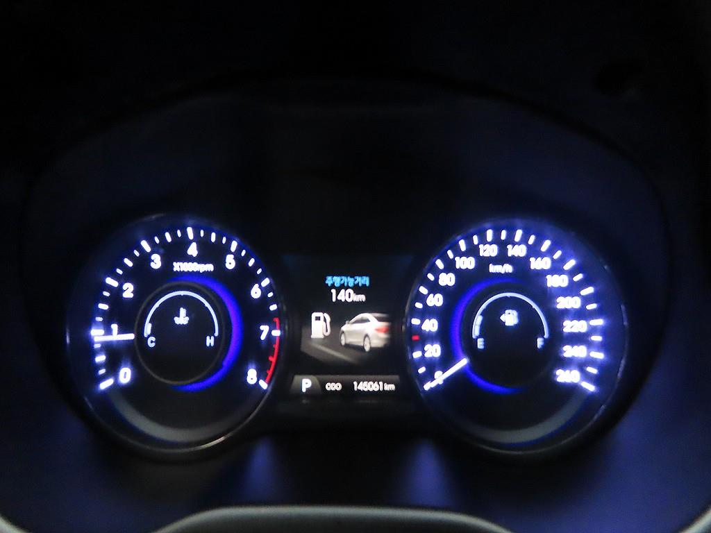 HYUNDAI Grandeur - Vista 6