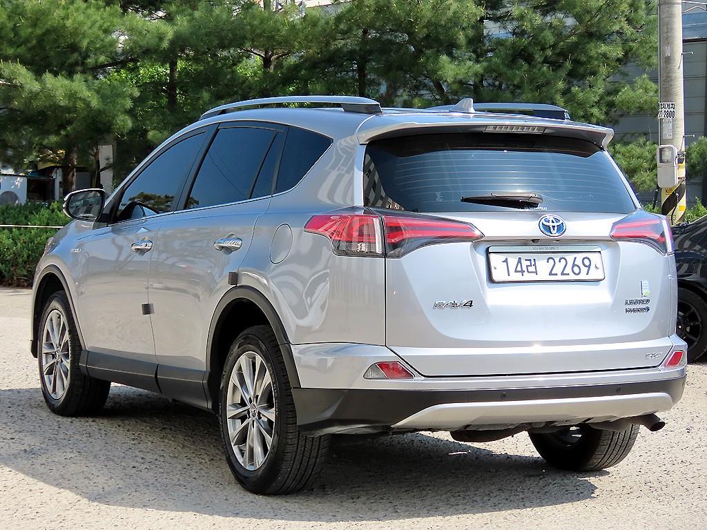 Toyota RAV4 - Vista 3