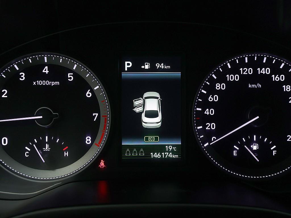 HYUNDAI Grandeur - Vista 11