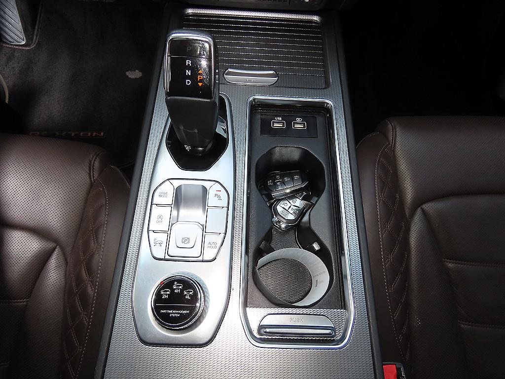 Ssangyong Rexton - Vista 10