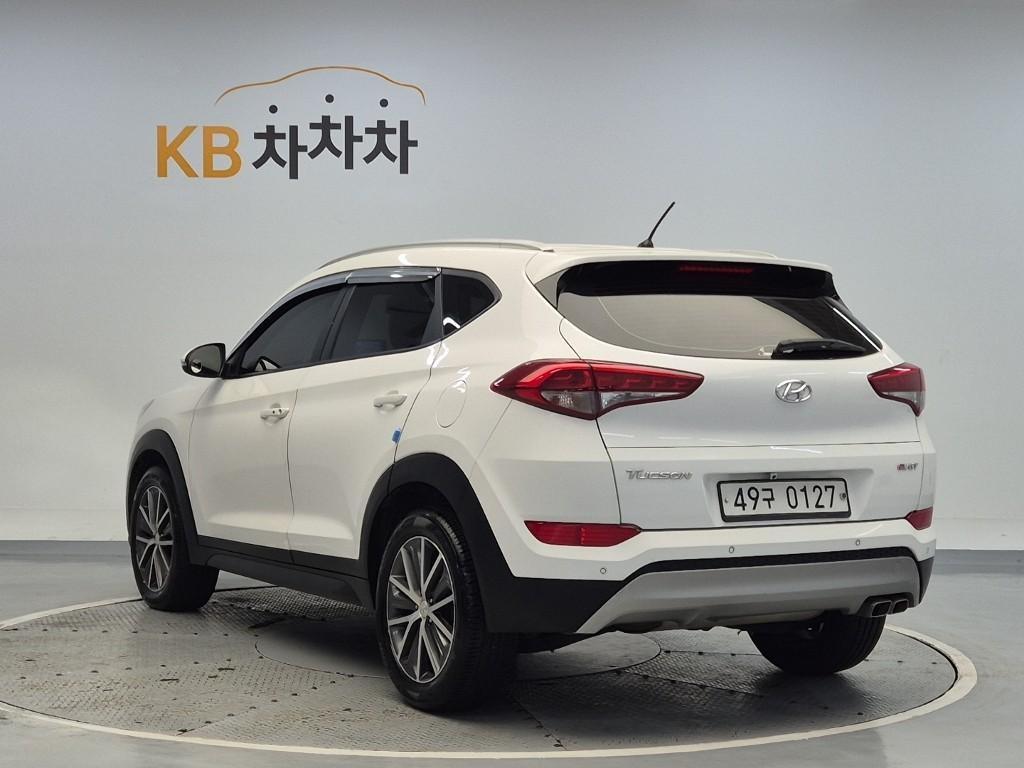 HYUNDAI Tucson - Vista 2