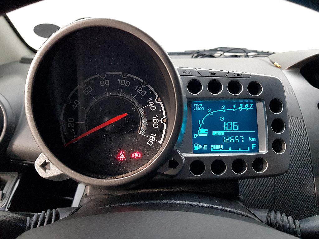 Chevrolet Spark - Vista 7
