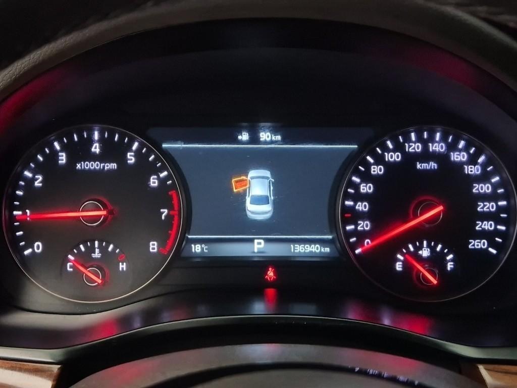 KIA K7 - Vista 5