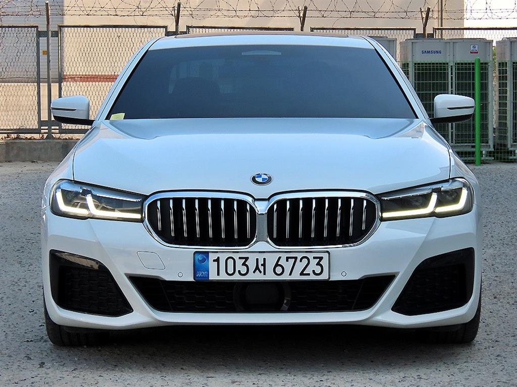 BMW 5 Series 2022 - Importación desde Corea - HF Imports Iquique - Foto 1