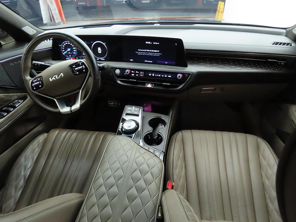 KIA K8 - Vista 5