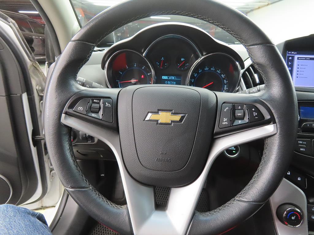 Chevrolet Cruise - Vista 8