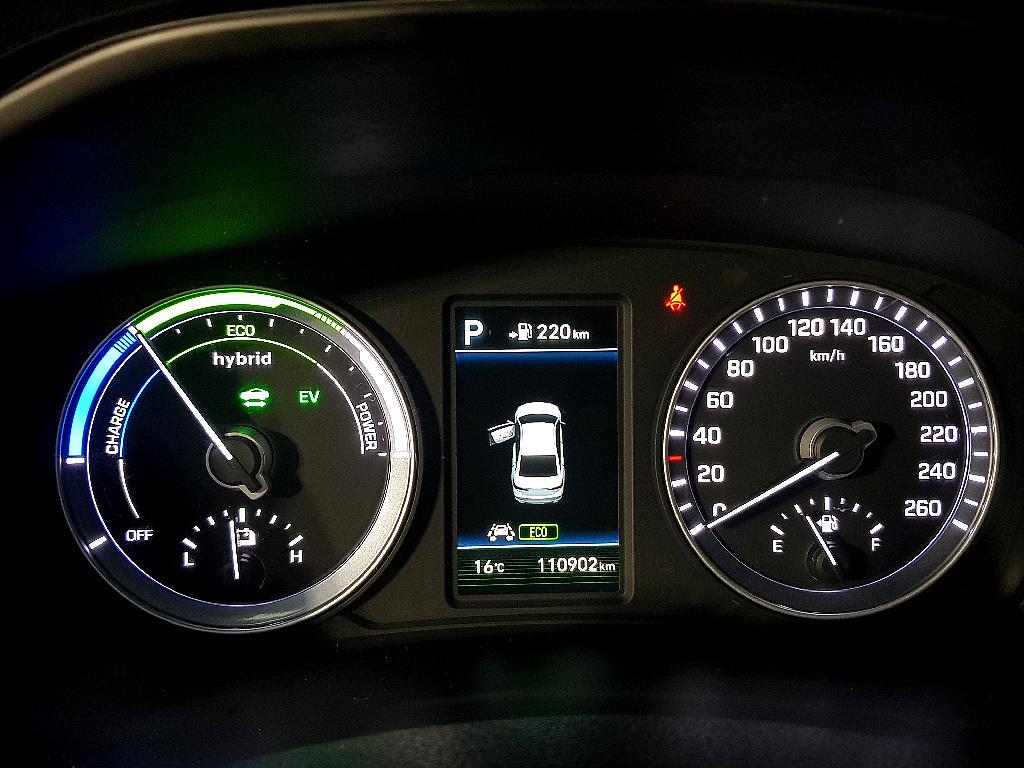 HYUNDAI Sonata - Vista 6