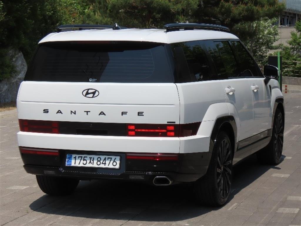 HYUNDAI Santa Fe - Vista 5