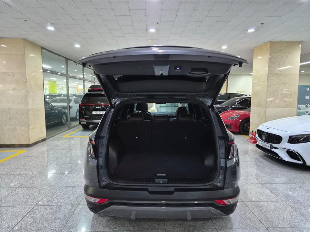 HYUNDAI Tucson - Vista 5