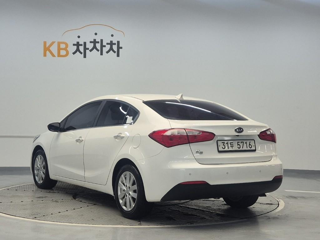 KIA K3 - Vista 2