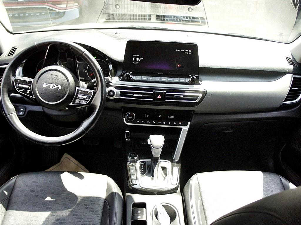 KIA Seltos 2023 Blanco - Importación desde Corea - HF Imports Iquique - Foto 7