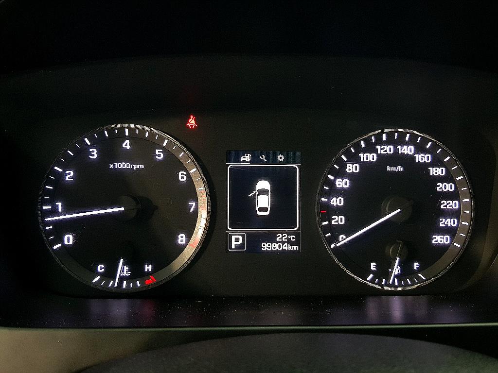 HYUNDAI Sonata - Vista 7