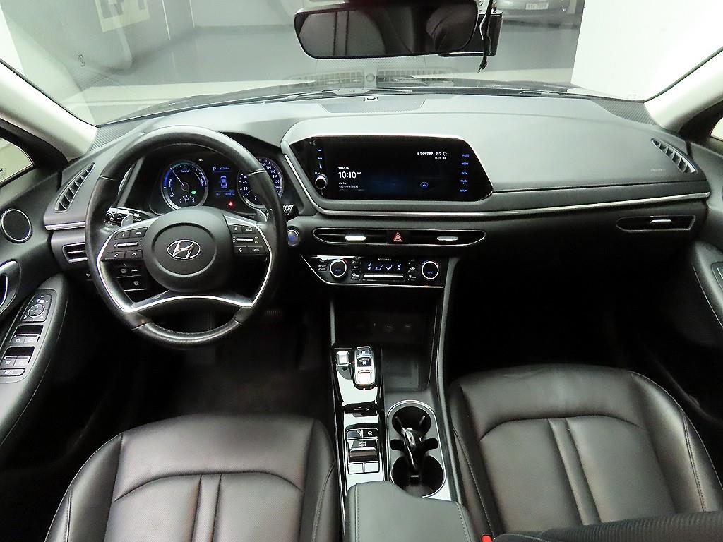 HYUNDAI Sonata - Vista 8