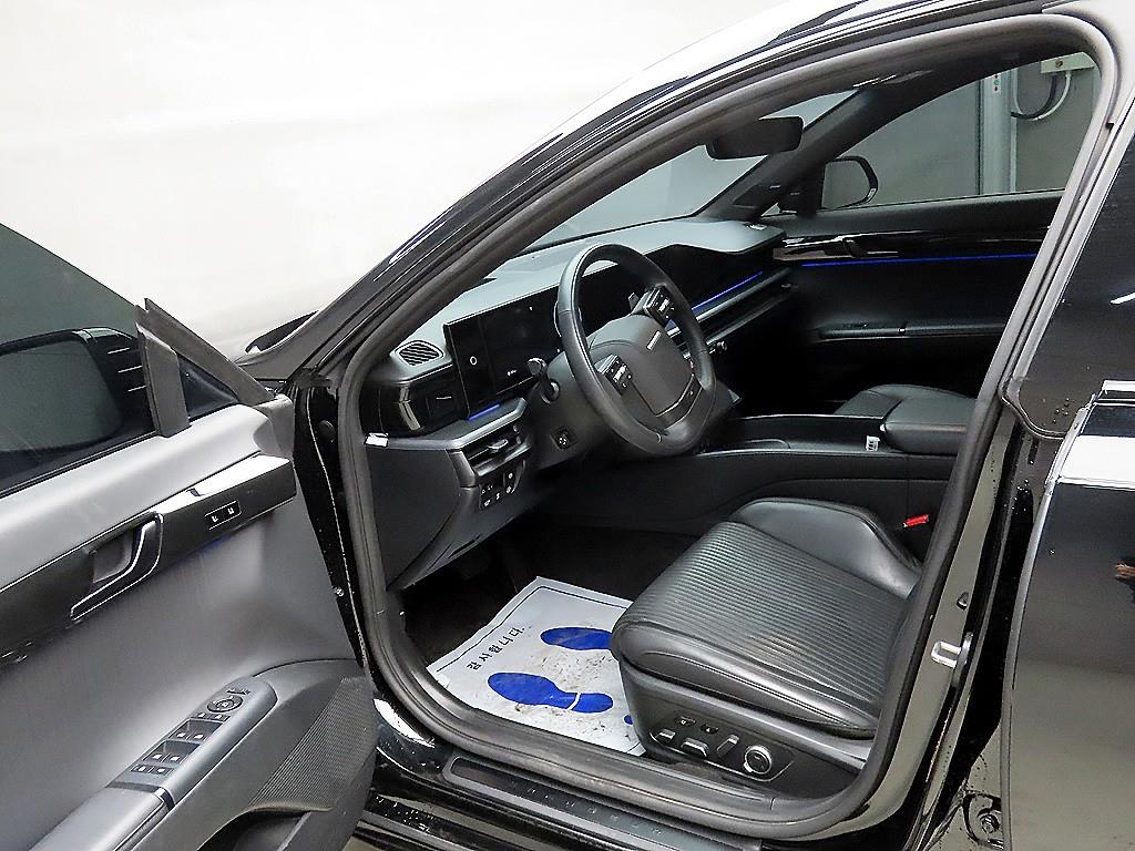 HYUNDAI Grandeur - Vista 5