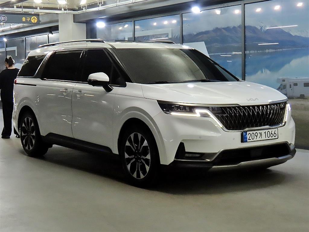 KIA Carnival 2023 - Importación desde Corea - HF Imports Iquique - Foto 1