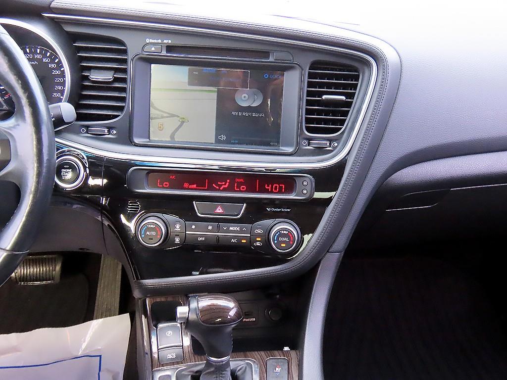 KIA K5 - Vista 10