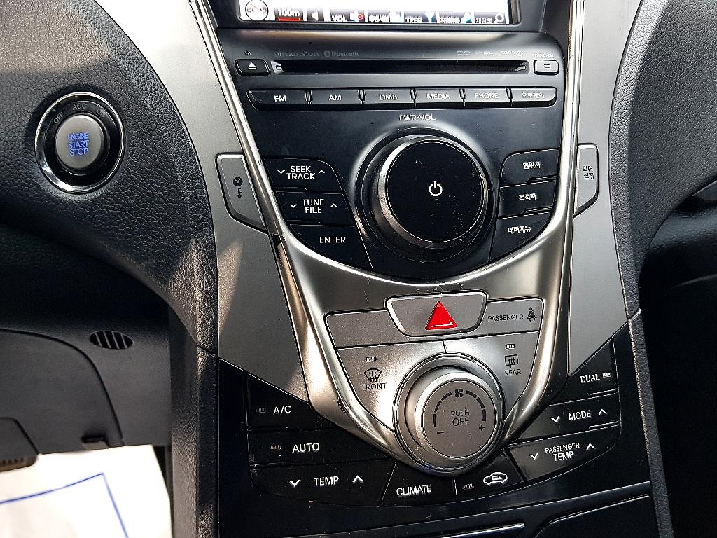 HYUNDAI Grandeur - Vista 11