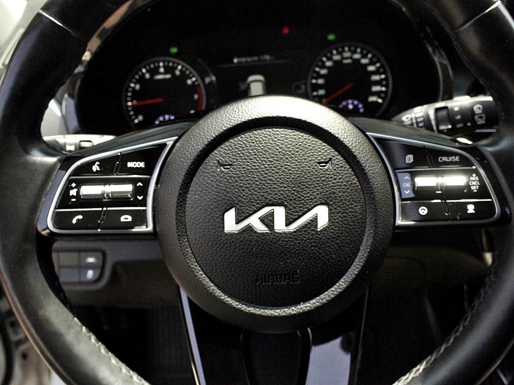 KIA Seltos 2023 Blanco - Importación desde Corea - HF Imports Iquique - Foto 8