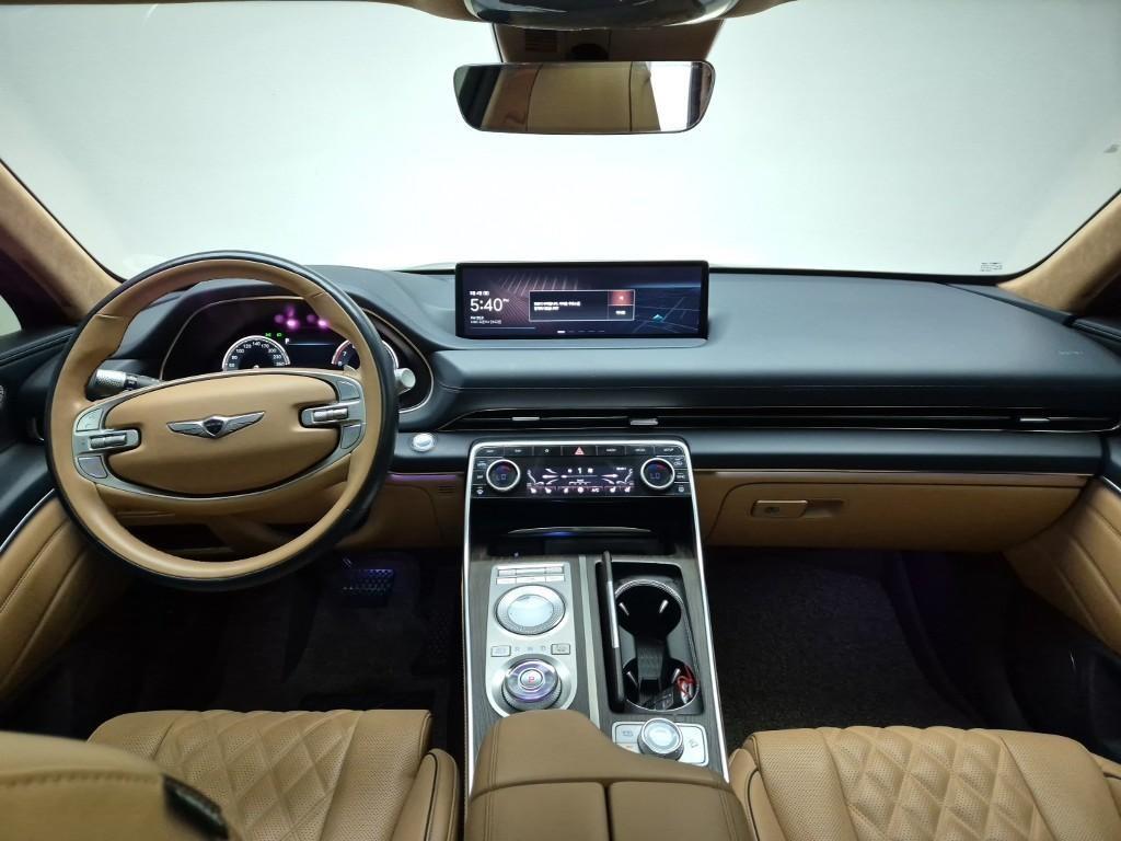 Genesis GV80 - Vista 7