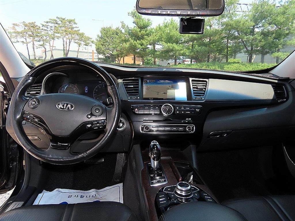 KIA K9 - Vista 7