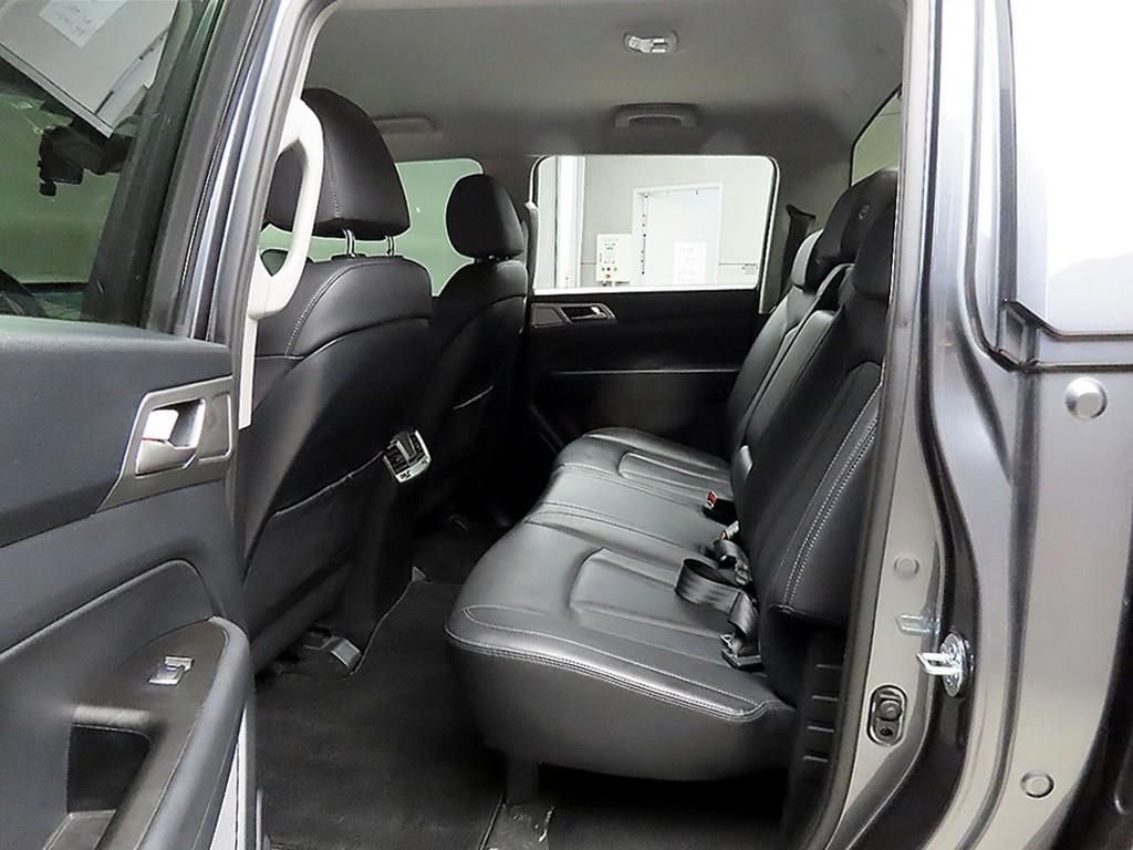 Ssangyong Rexton - Vista 6
