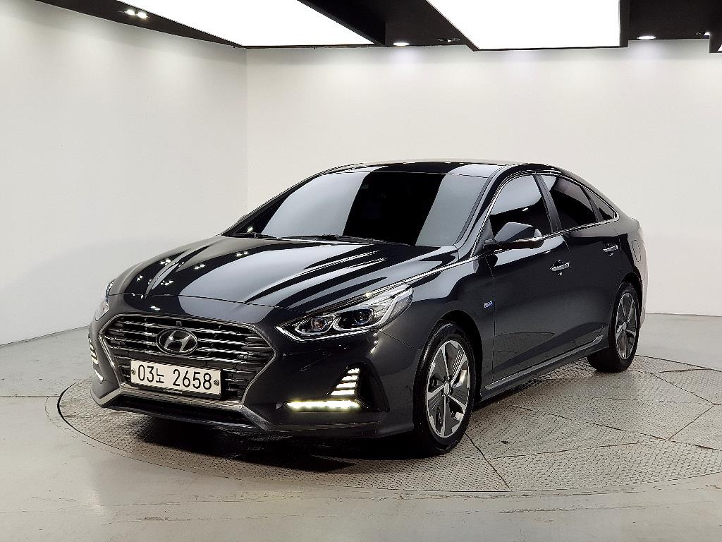 HYUNDAI Sonata - Vista 2