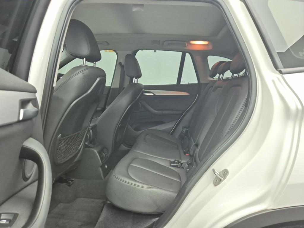 BMW X1 - Vista 12