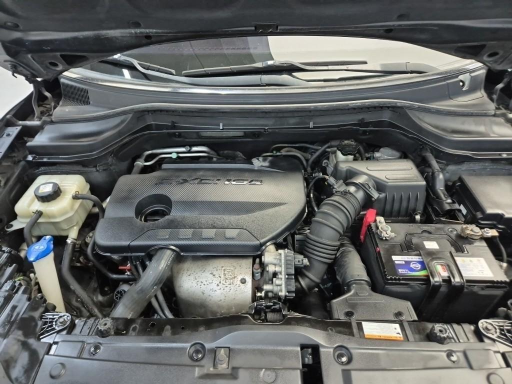 Ssangyong Tivoli - Vista 5