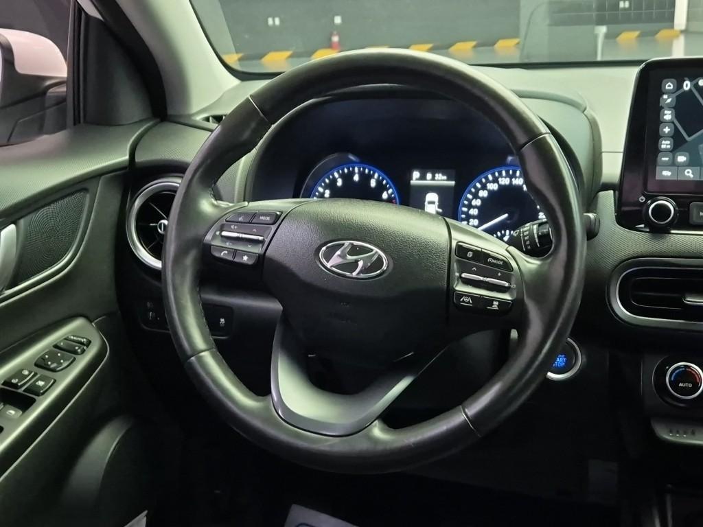 HYUNDAI Kona - Vista 11