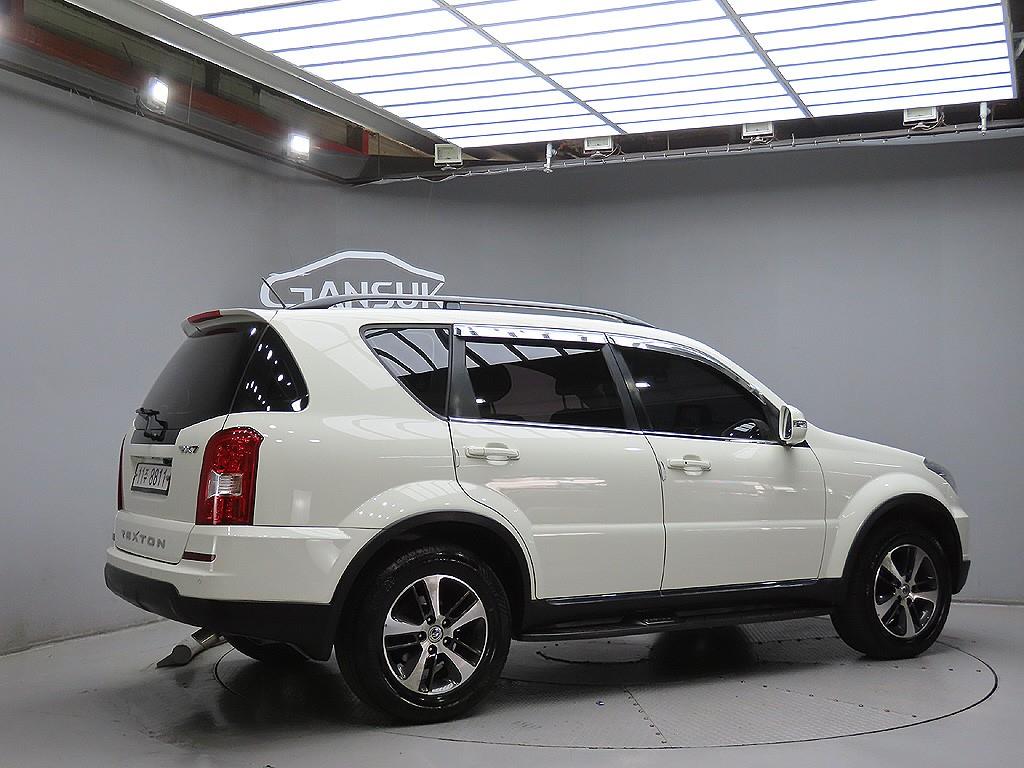 Ssangyong Rexton - Vista 7
