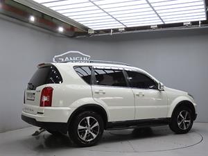 Ssangyong Rexton - Vista 8