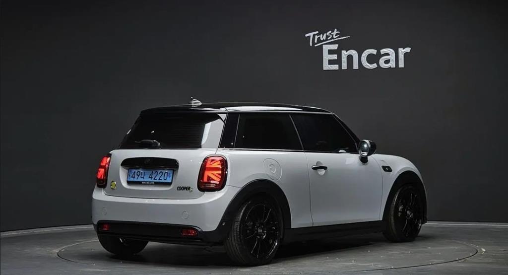 Mini Cooper - Vista 2