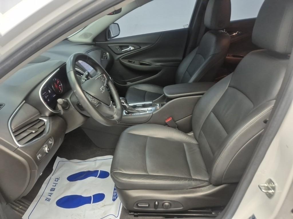 Chevrolet Malibu - Vista 11