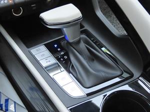 HYUNDAI Avante - Vista 12