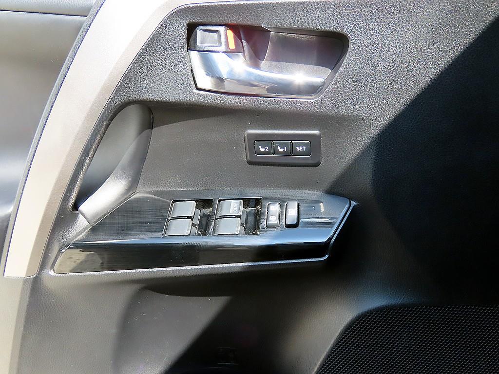 Toyota RAV4 - Vista 11