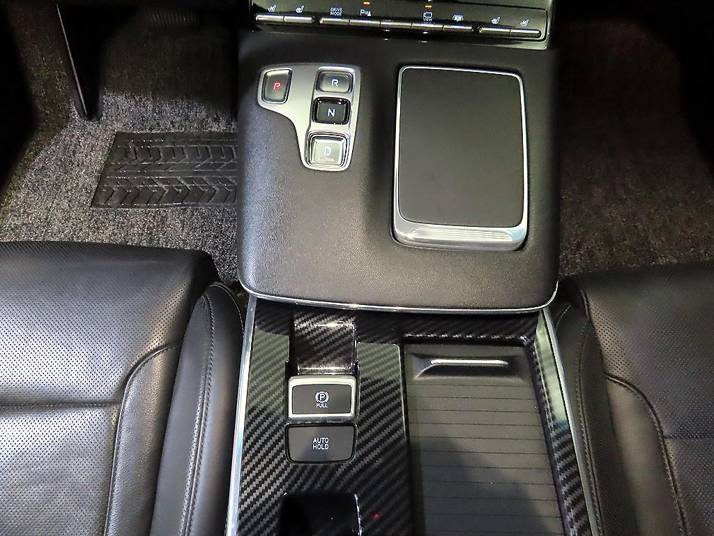 HYUNDAI Grandeur - Vista 12