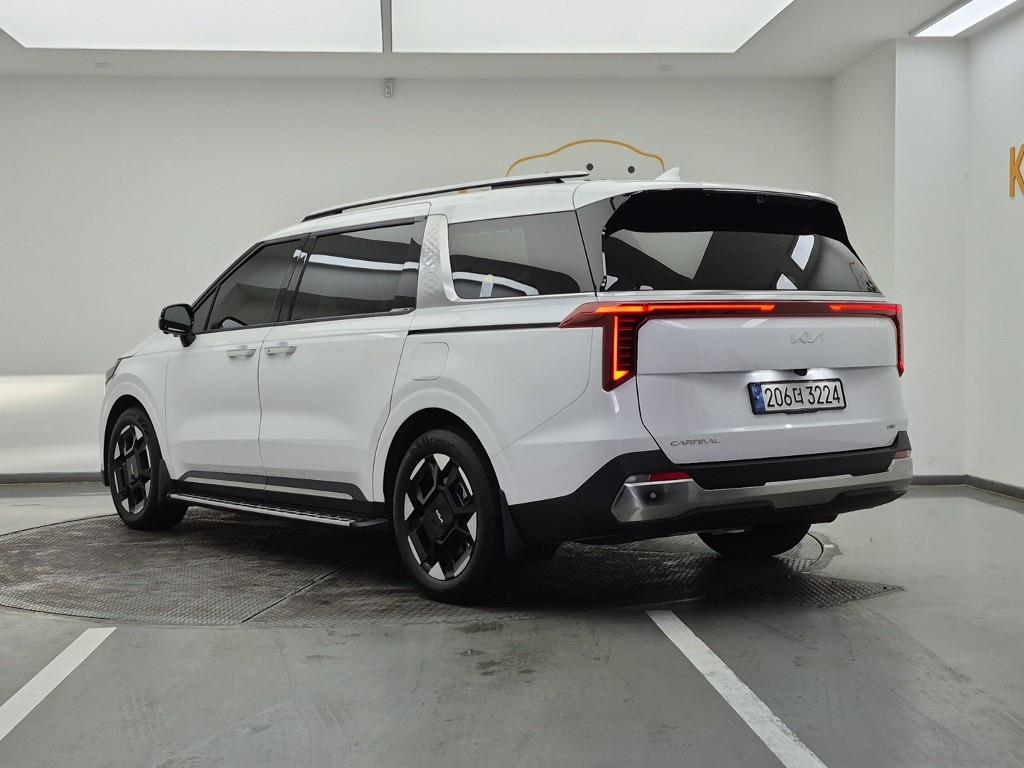 KIA Carnival - Vista 3