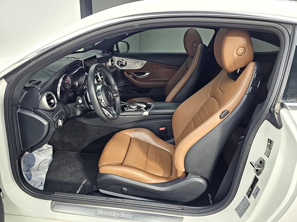 Mercedes Benz C Class - Vista 8