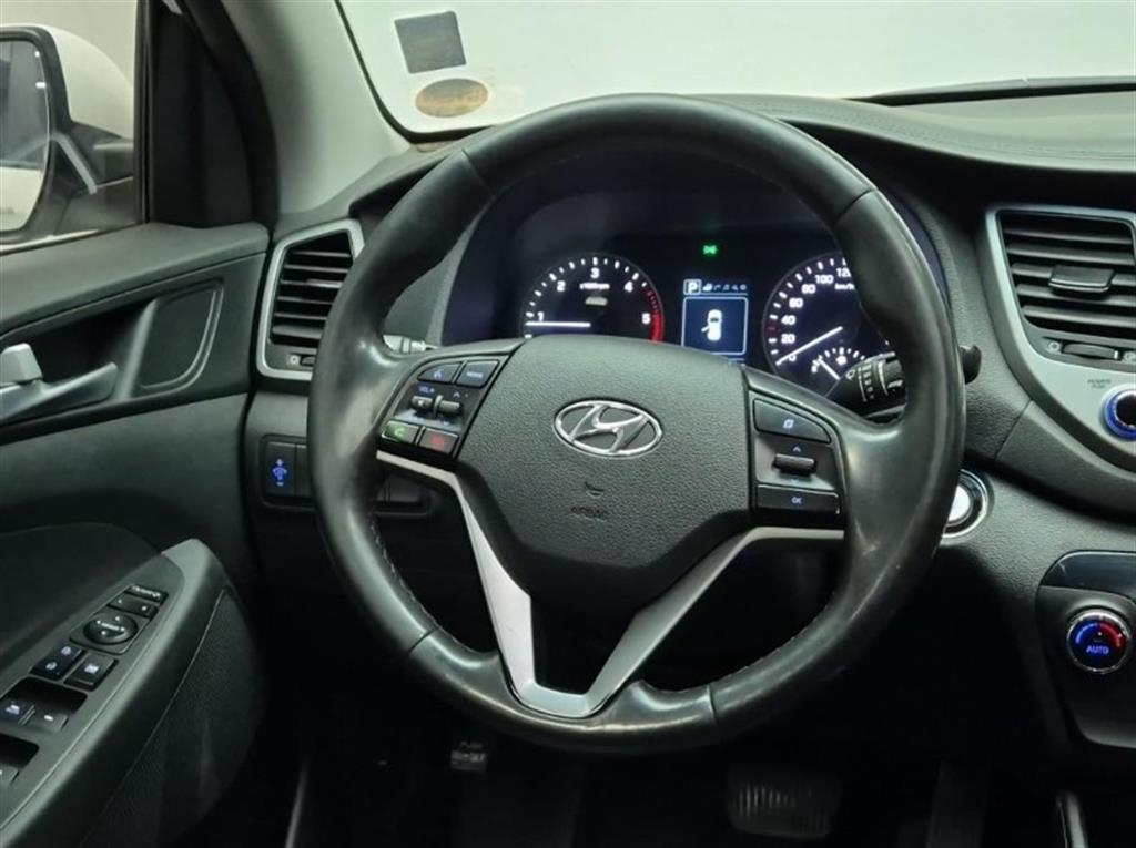 HYUNDAI Tucson - Vista 9
