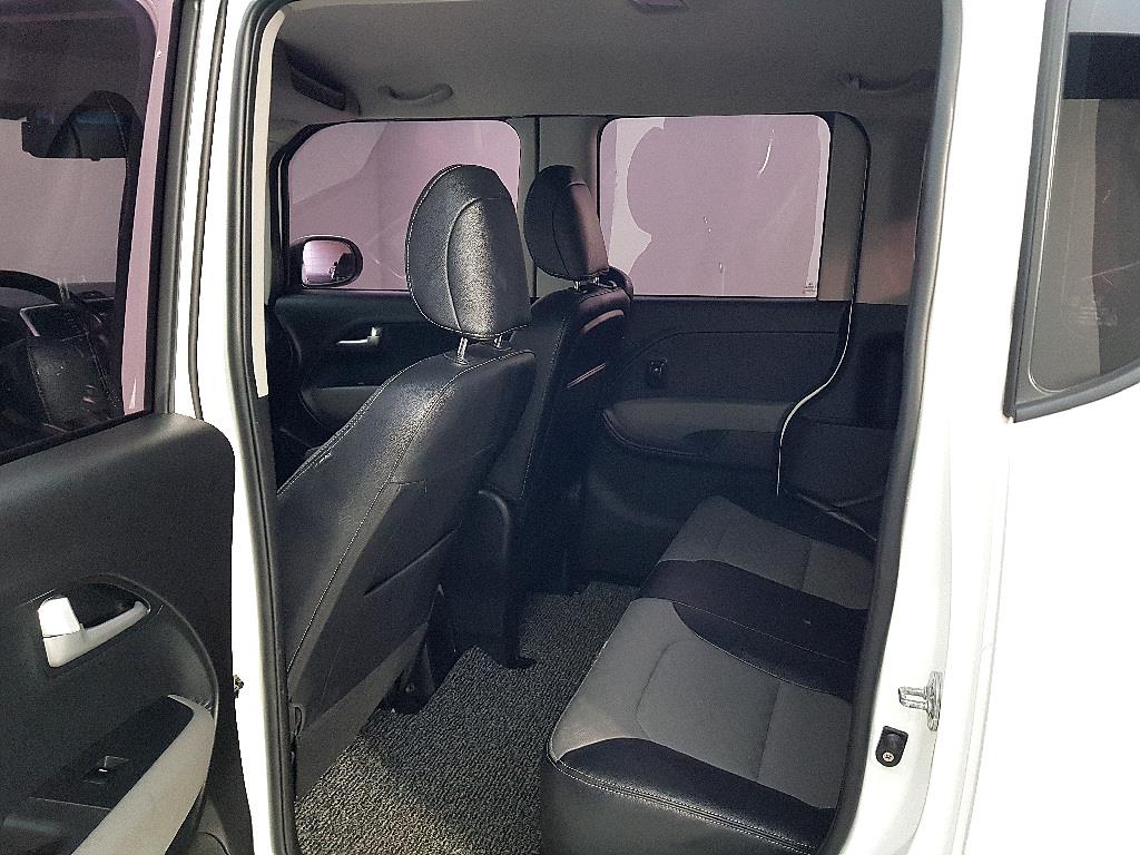 KIA Ray - Vista 9