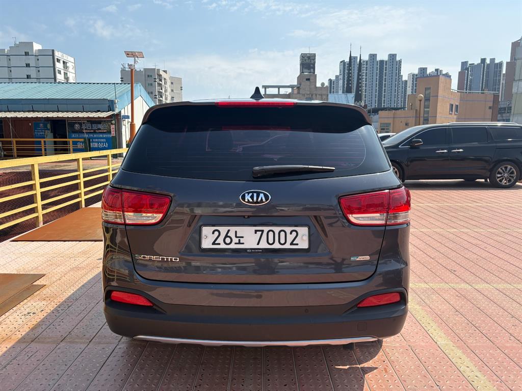 KIA Sorento - Vista 4